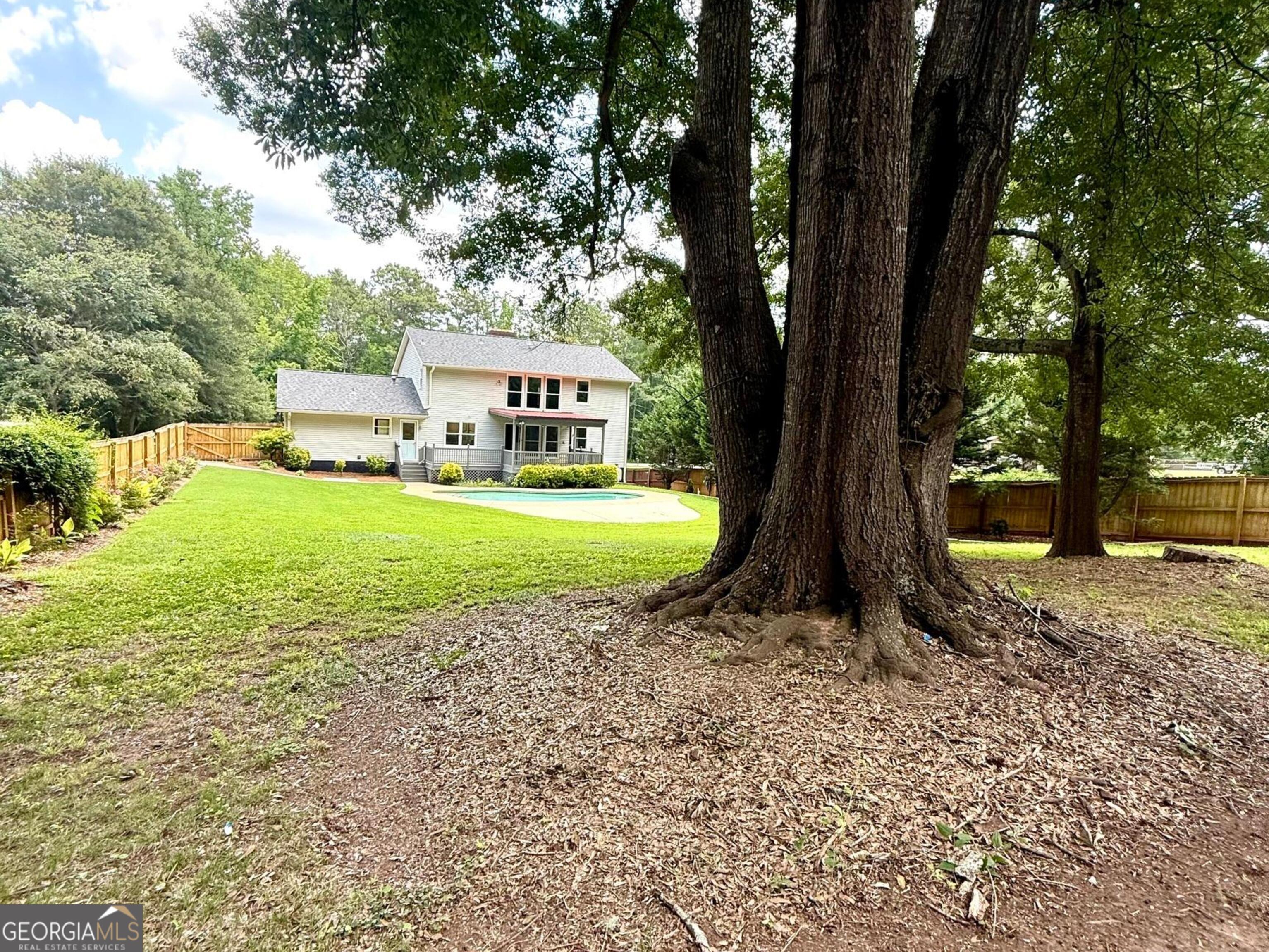 2080 Castle Lake DR