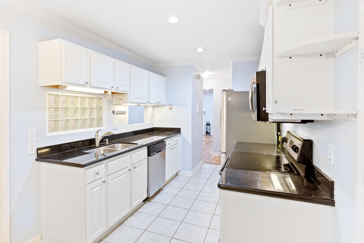 Walden On Lenox - Residential