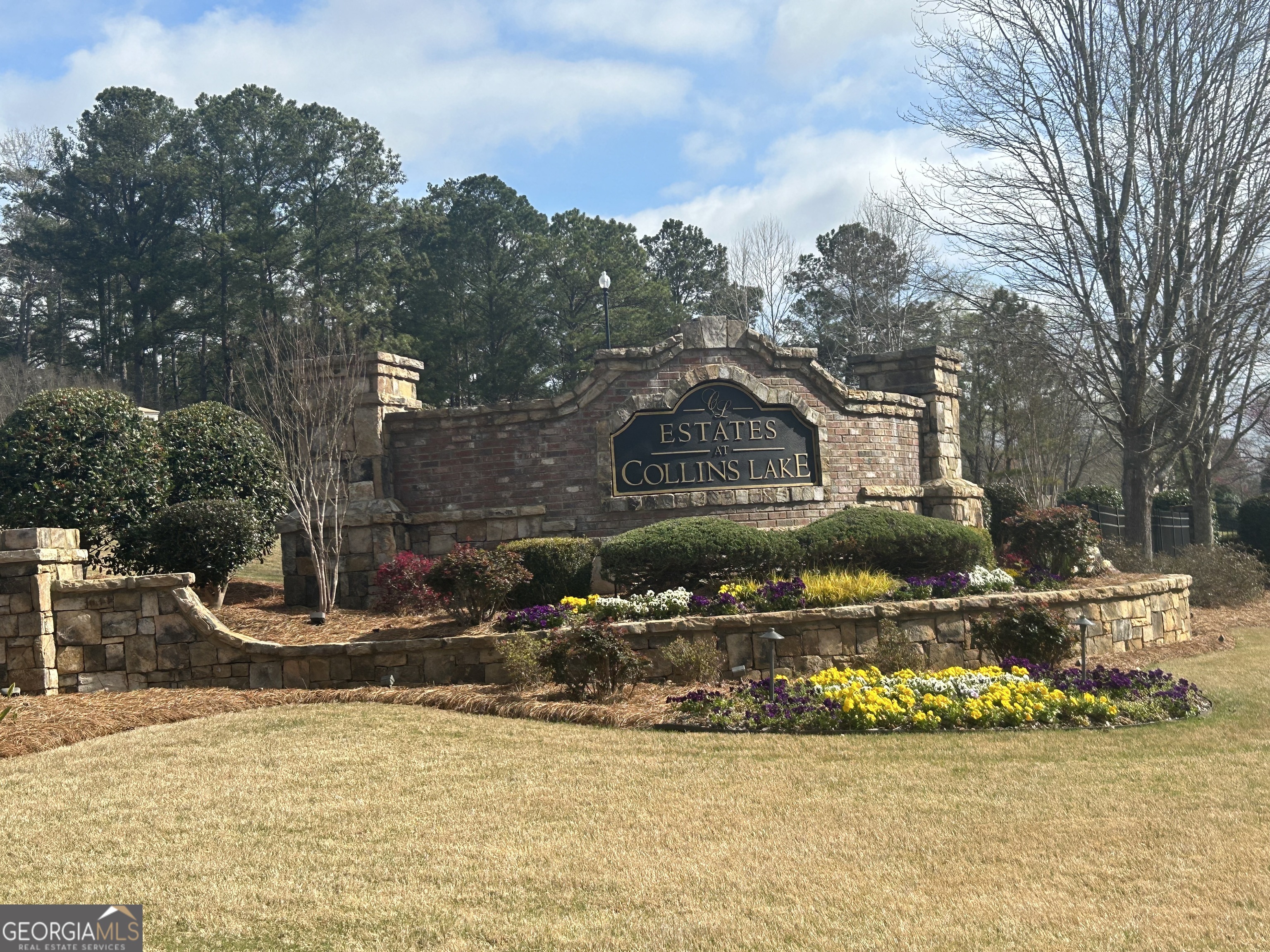 4850 Collins Lake DR