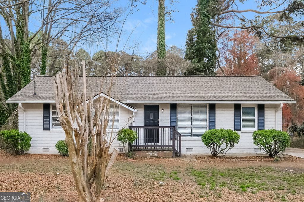 Photo of 8268 Dunellen Lane, Jonesboro, GA 30238 (MLS # 10757056)