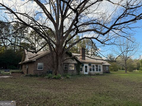 A home in Baxley