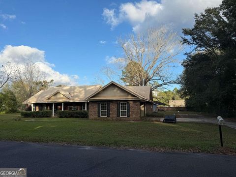 A home in Baxley