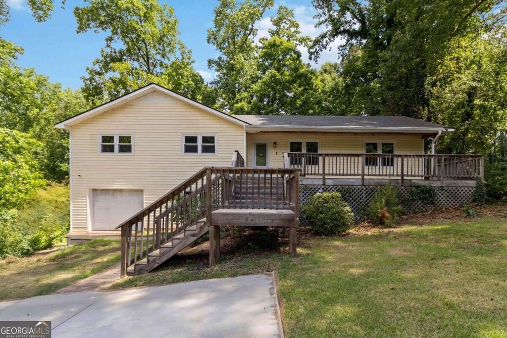 Photo of 606 Echo Lane, Woodstock, GA 30189 (MLS # 10839743)