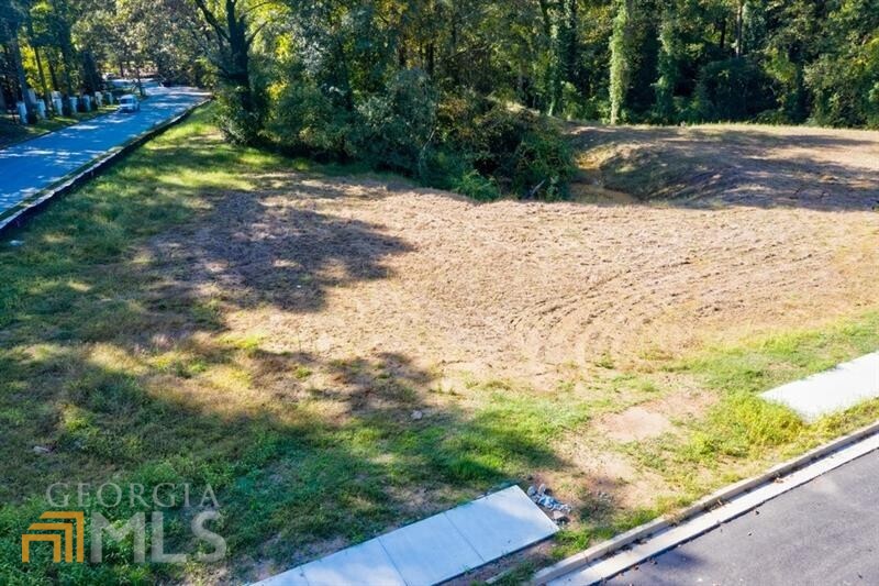 Buckhead - Land