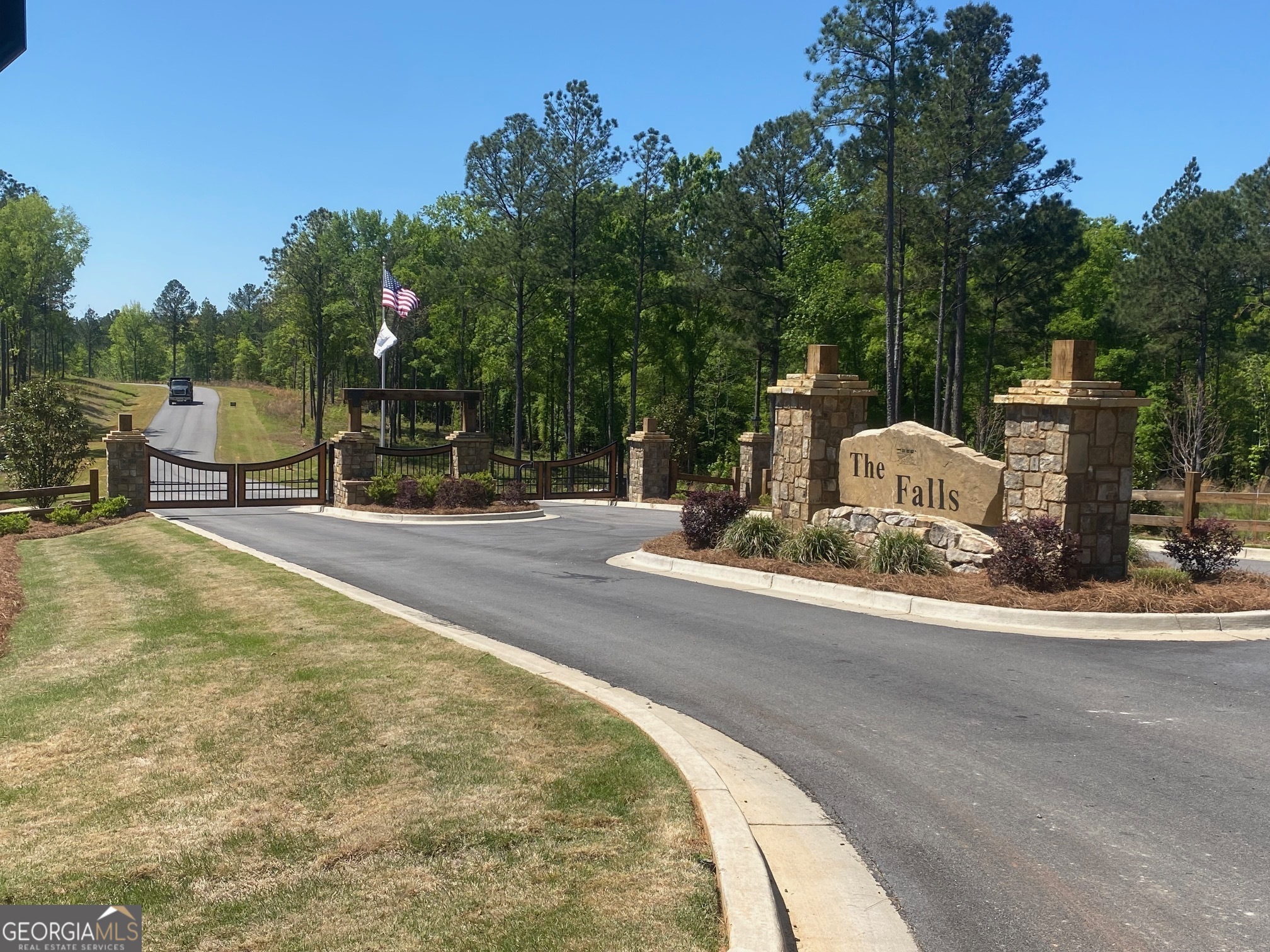 261 Chimney Rock TRL NW