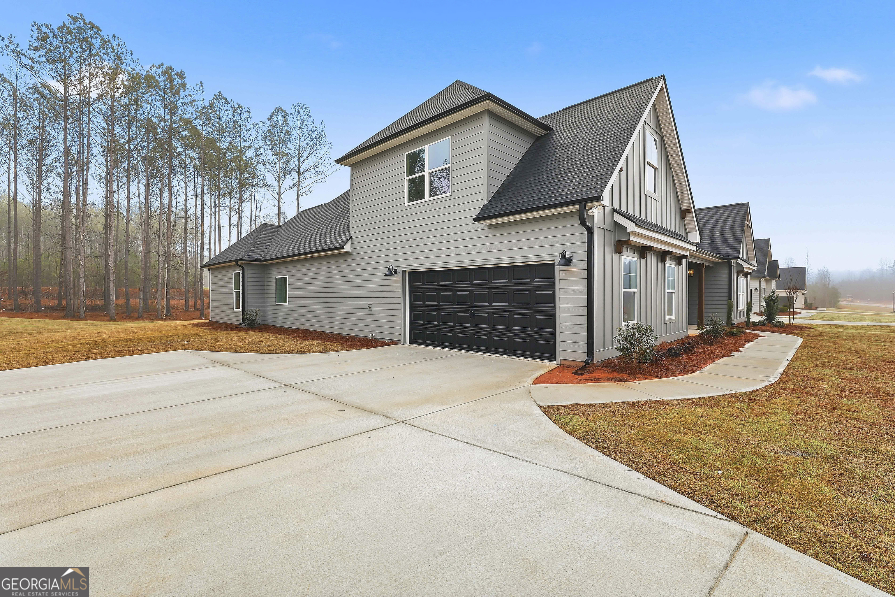 204 Tattersall WAY 5-98