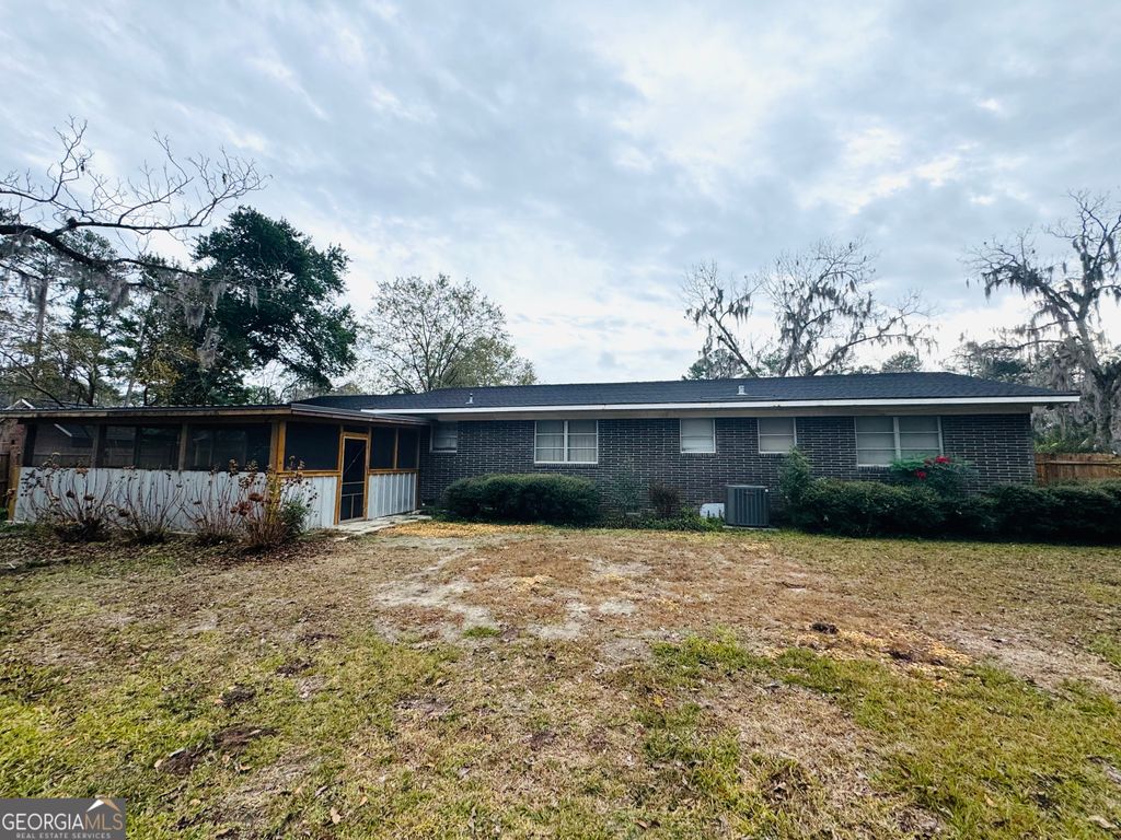 Photo of 106 Pinehurst Drive, Blackshear, GA 31516 (MLS # 10660567)