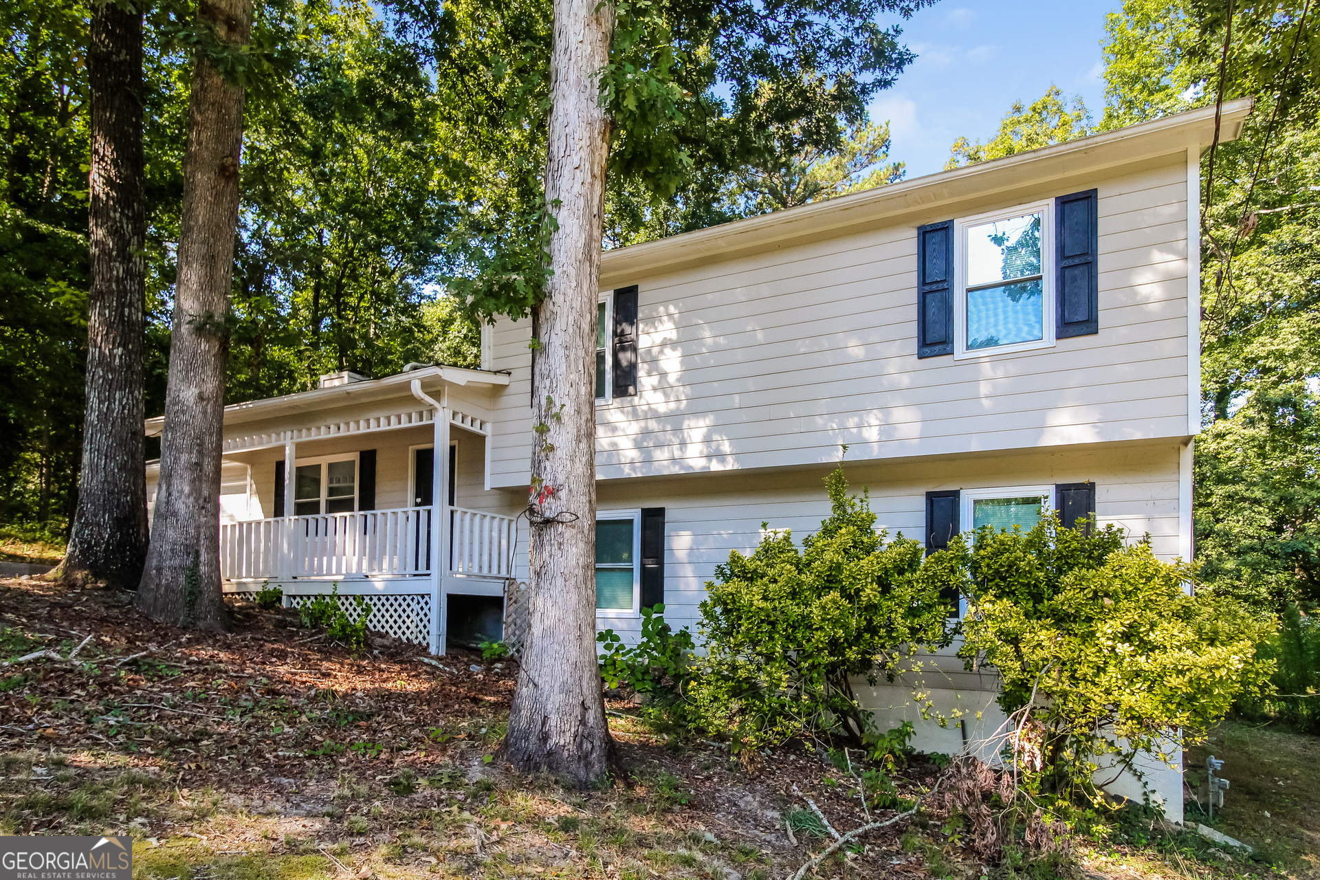 2730 Pine Log WAY