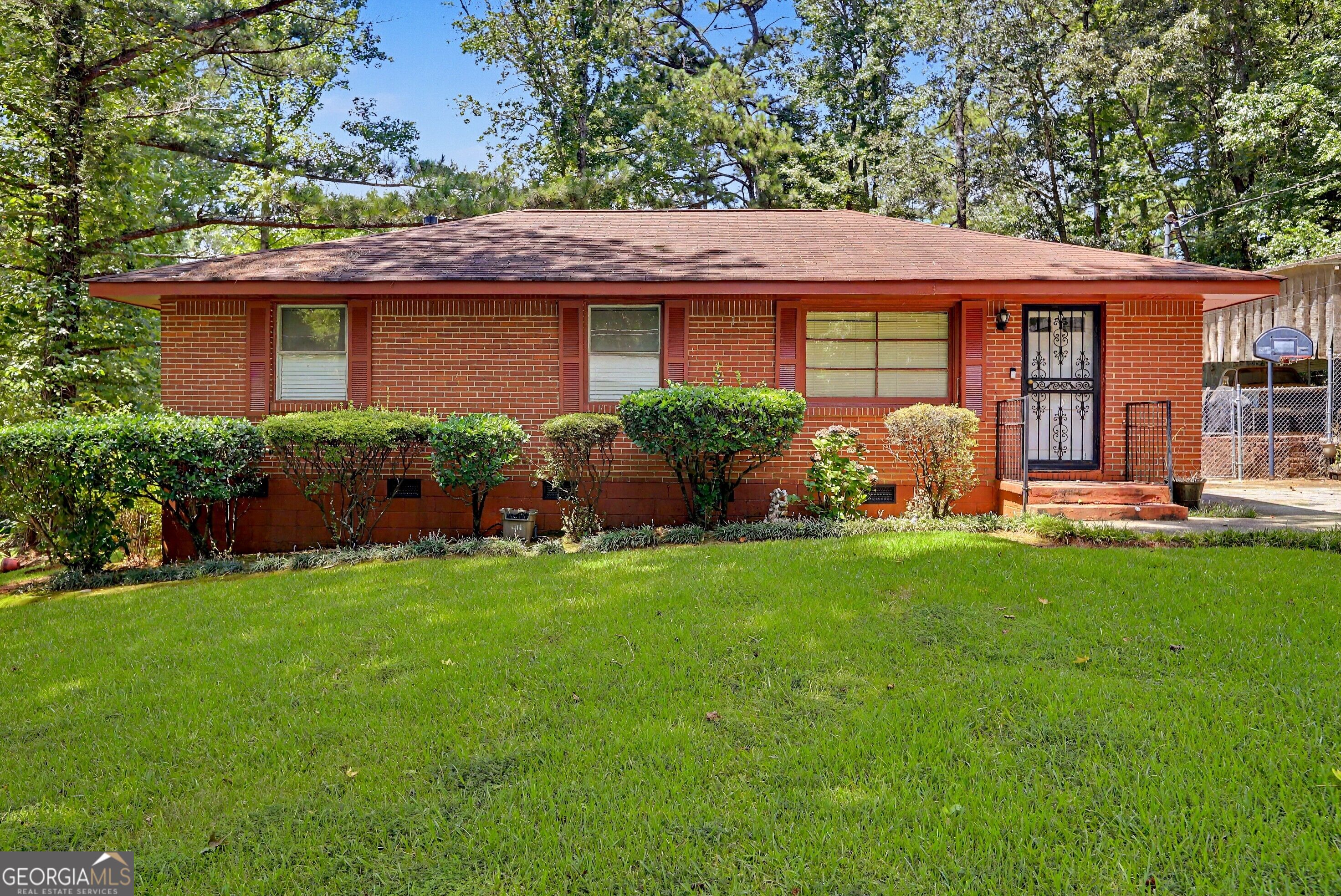 3525 Larkspur TER