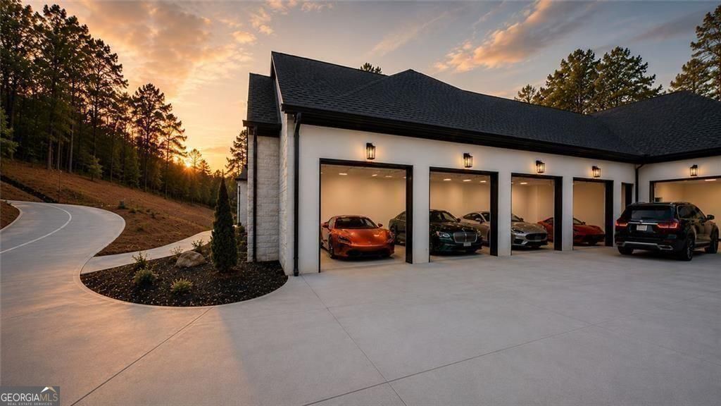 241 Traditions DR