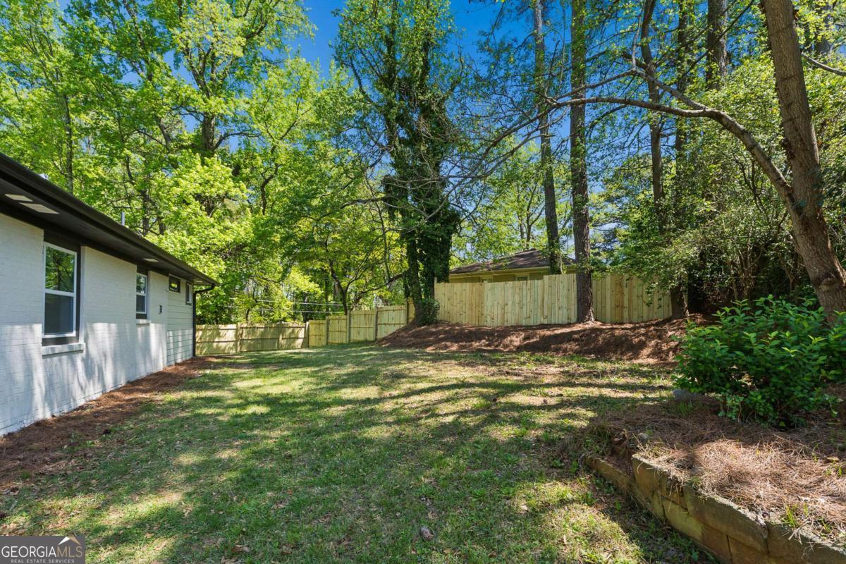 2233 Brannen RD SE