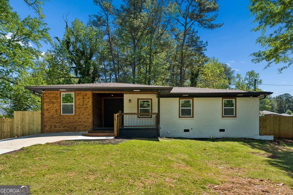 2233 Brannen RD SE
