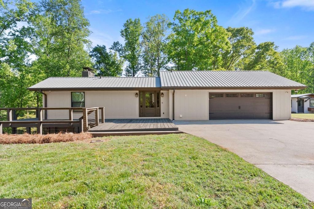 Photo of 6632 Mountain Meadow Drive, Clermont, GA 30527 (MLS # 10739027)