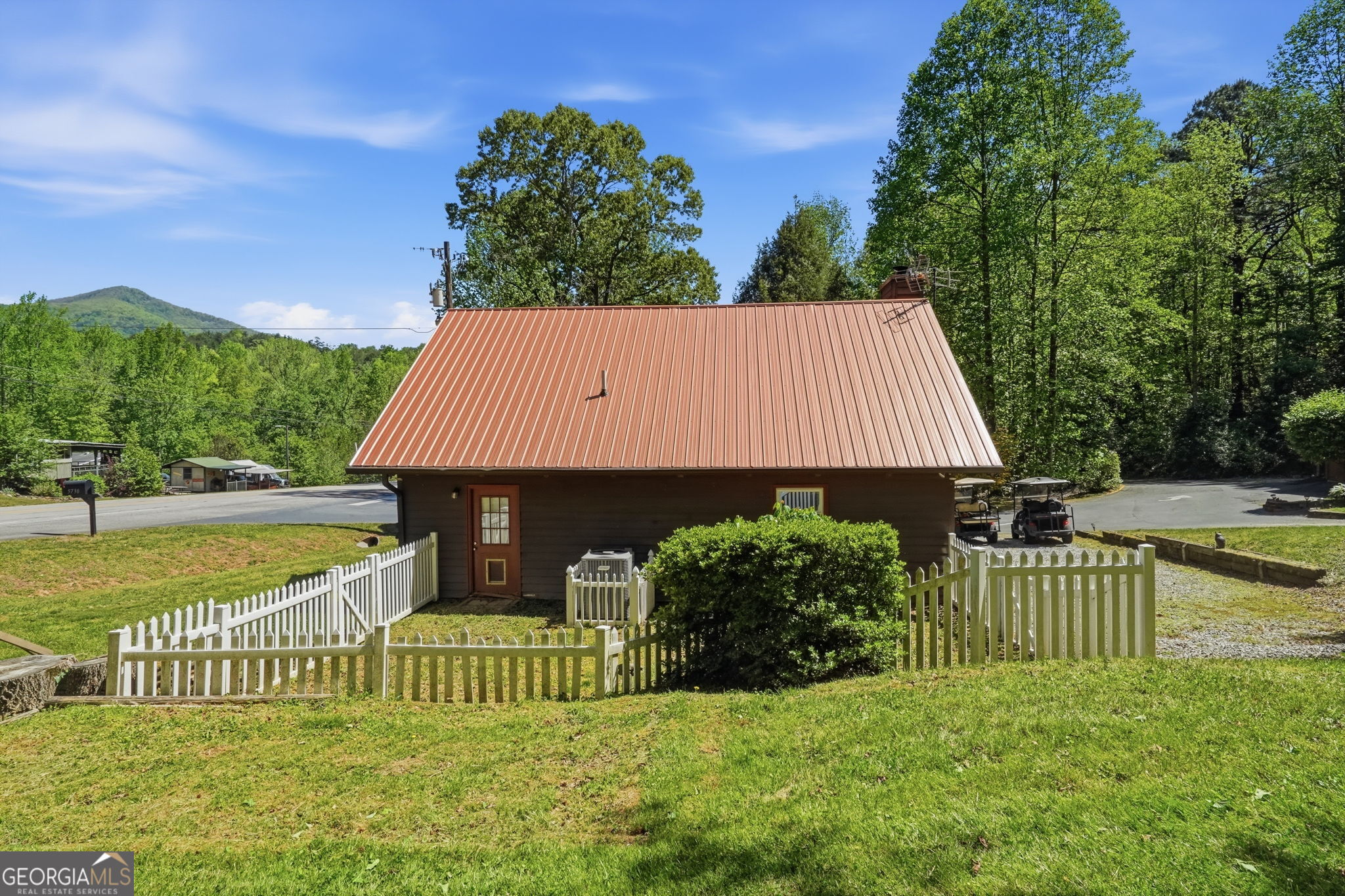 5730 Highway 356