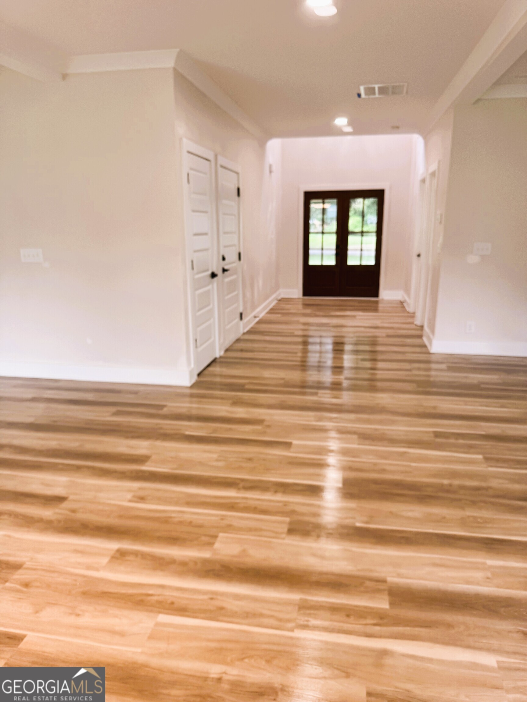 405 Norman CT