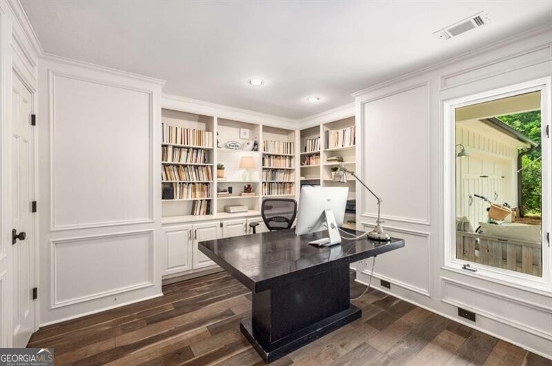 Surrey Place - Residential