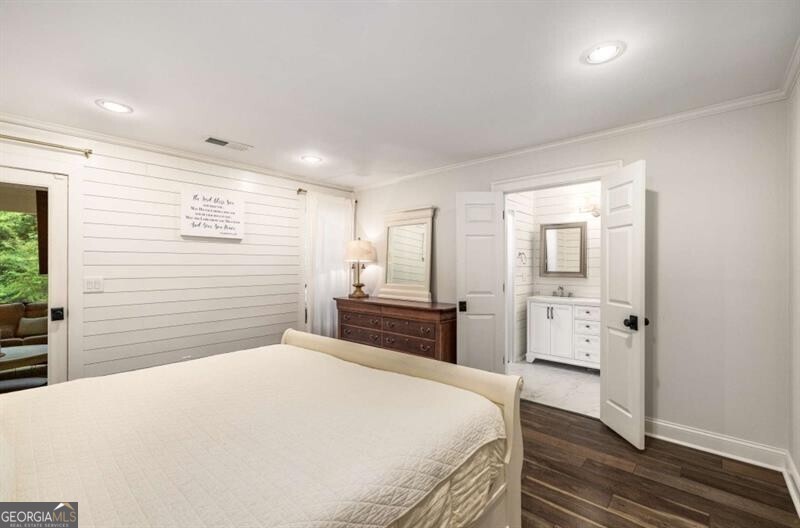 Surrey Place - Residential