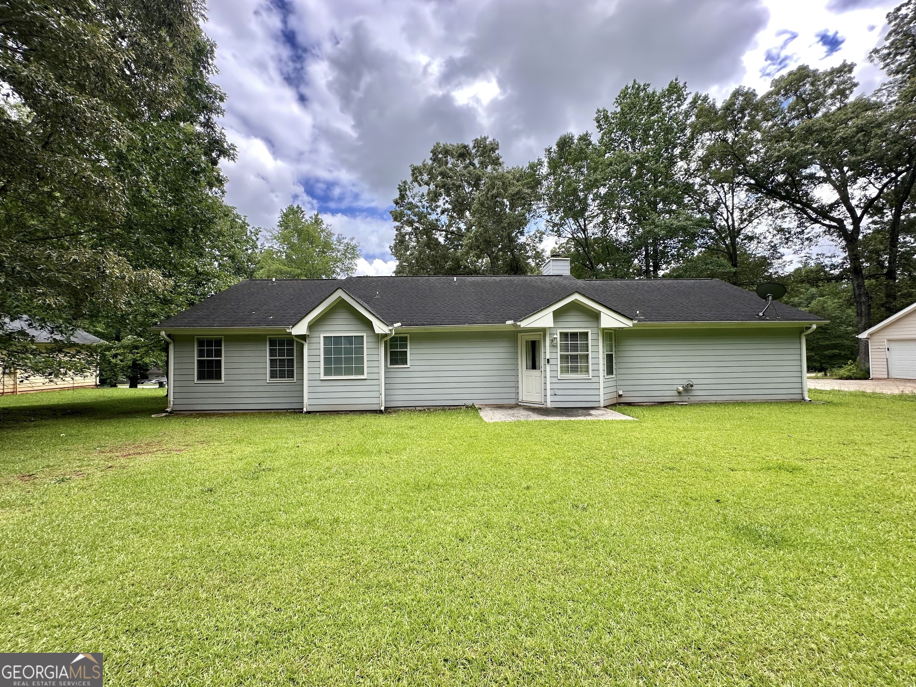 150 Willow Shoals DR