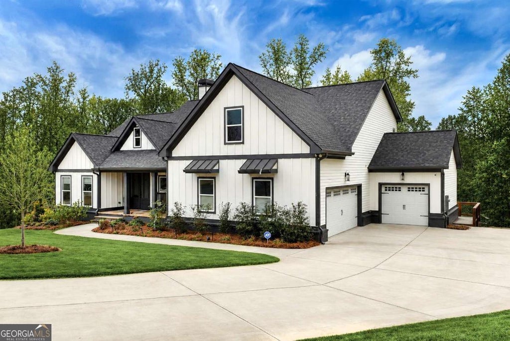 Photo of 6140 Crescent Moon Ridge, Cumming, GA 30041 (MLS # 10799277)