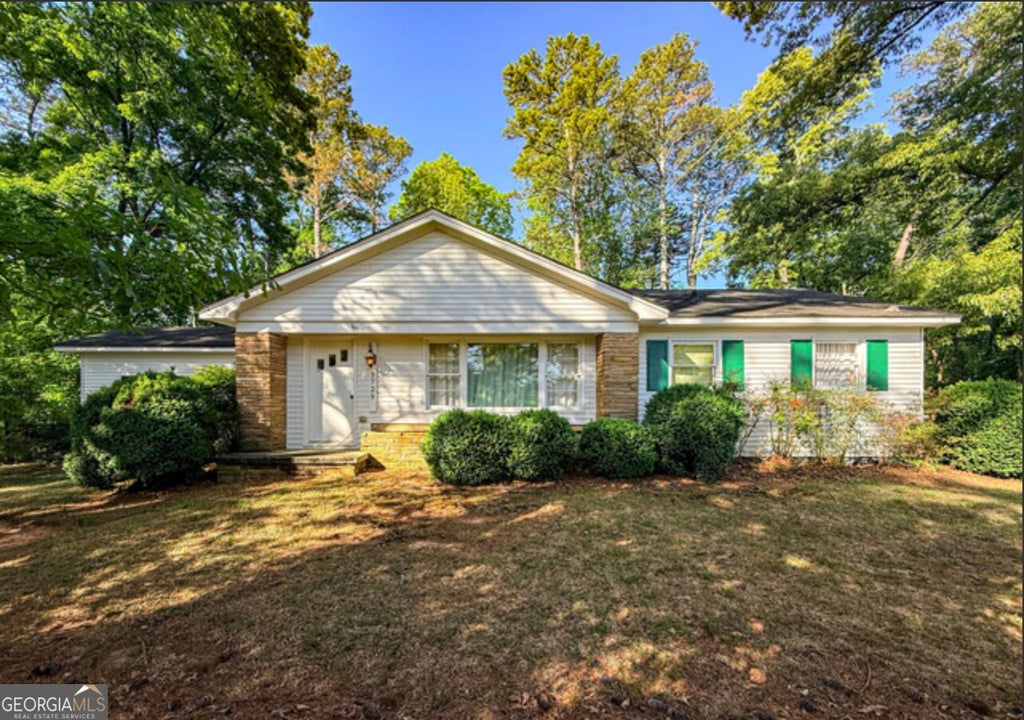 Photo of 3729 Duncan Bridge Road, Cornelia, GA 30531 (MLS # 10881648)
