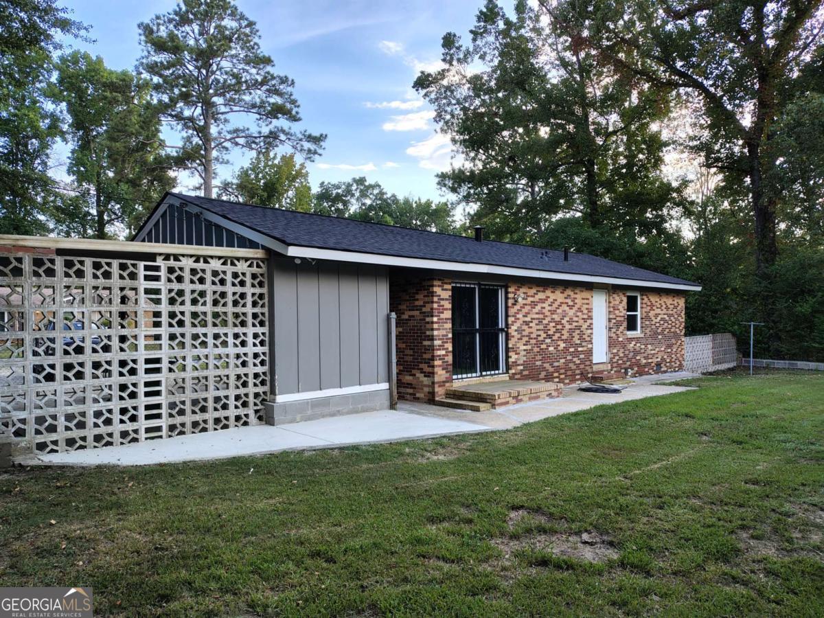 5021 Shirley Ann DR
