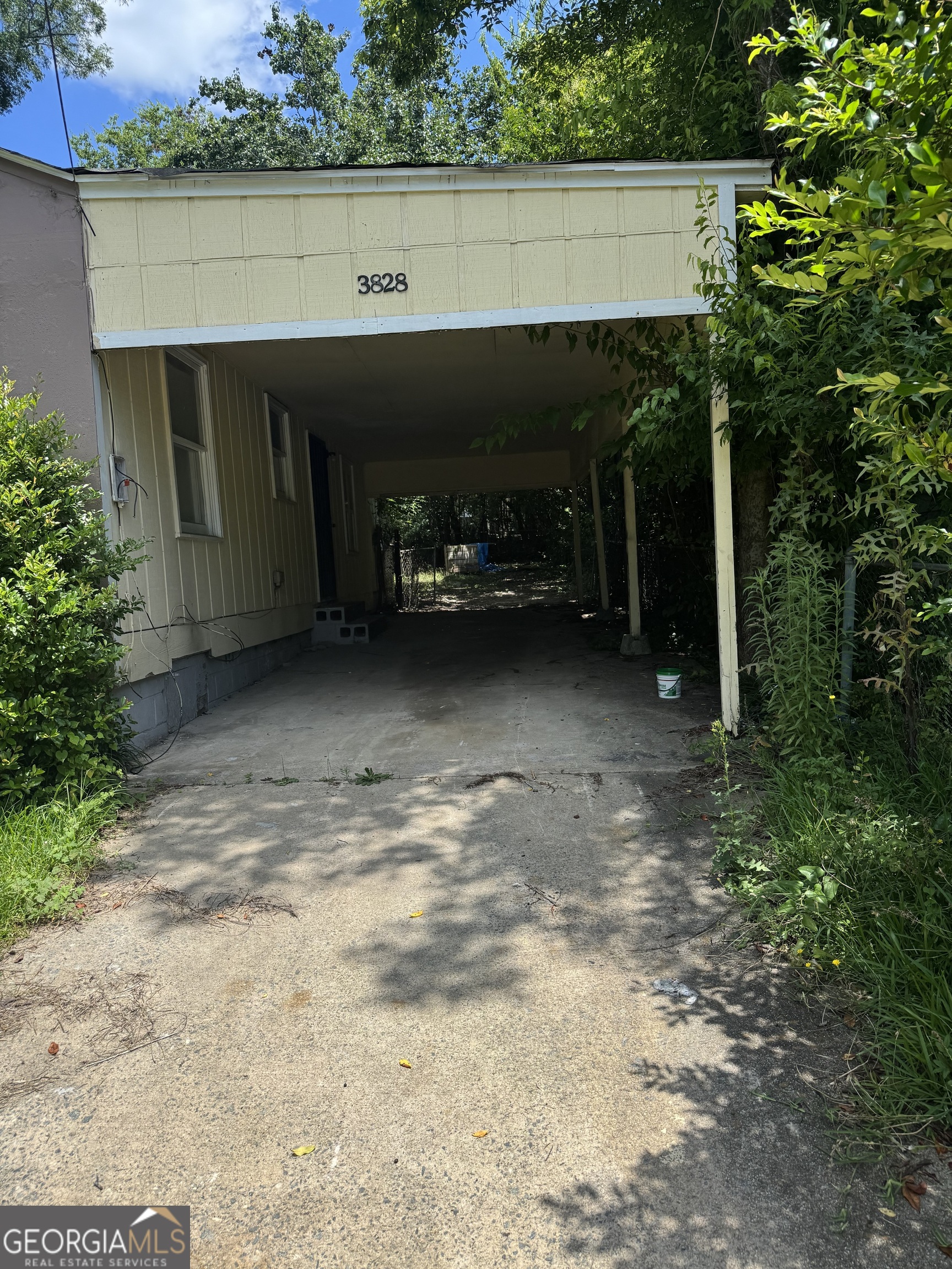 INVESTOR SPECIAL - RENTAL READY OR FIX & FLIP OPPORTUNITY Welcome to 3828 Lyons Street - a 3 bedroom, 1 bath home located in a high-demand rental area of Macon. Priced at just $59,500, this property is perfect for investors looking for strong rental cash flow or a light flip project. With over 1,200 sq ft of space, this property offers a large level lot, and easy access to shopping, schools, and public transportation. Some cosmetic updates (paint, flooring, fixtures) are needed, but the bones are solid and the price reflects the potential. Property Highlights: * 3 Bedrooms / 1 Bath * 1,206 sq ft of living space * Newer HVAC system * Low property taxes (approx. $484/year) * Projected rents: $1,200-$1,350/month * Investor-ready with clean title Whether you're building your rental portfolio or looking for your next light rehab, 3828 Lyons is a solid deal in a growing market.