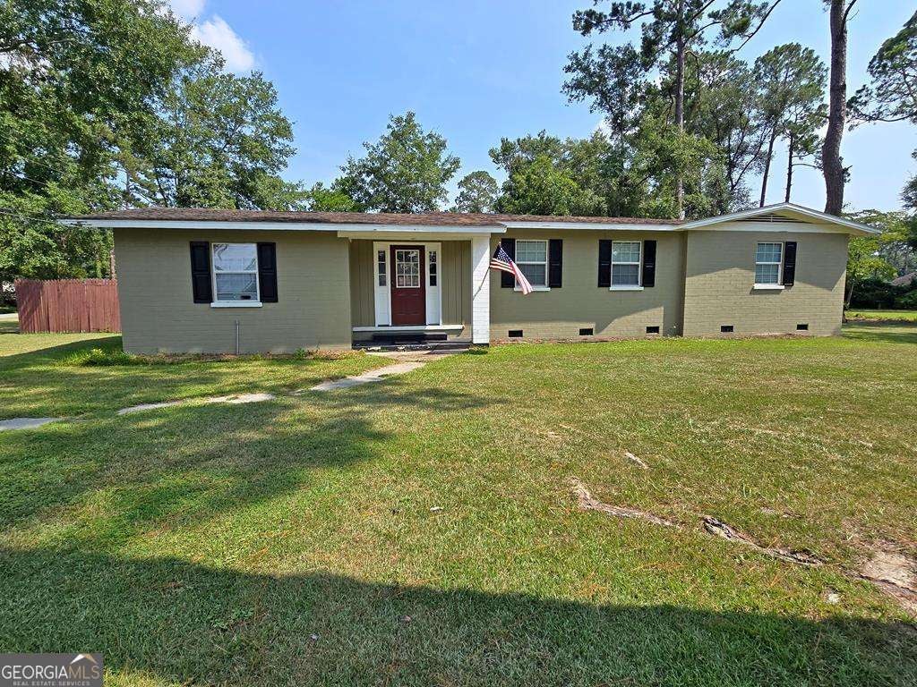 601 Azalea CIR