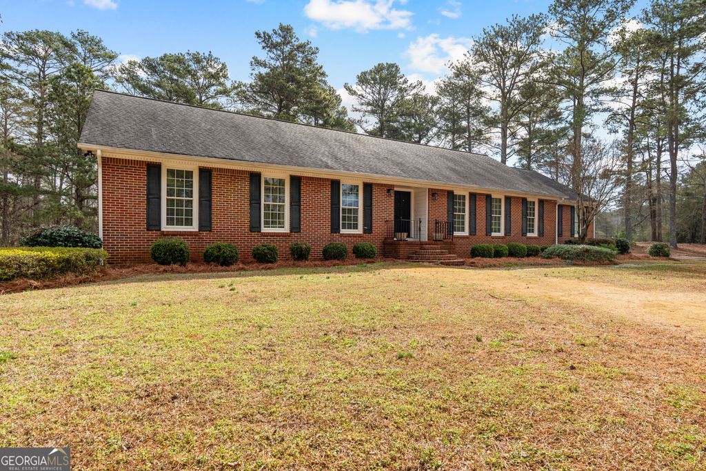 Photo of 238 Elliott Road, McDonough, GA 30252 (MLS # 10723187)