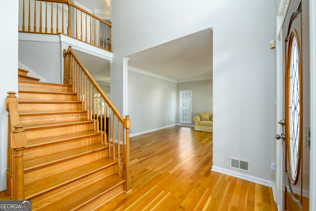 724 Eastwood Rise