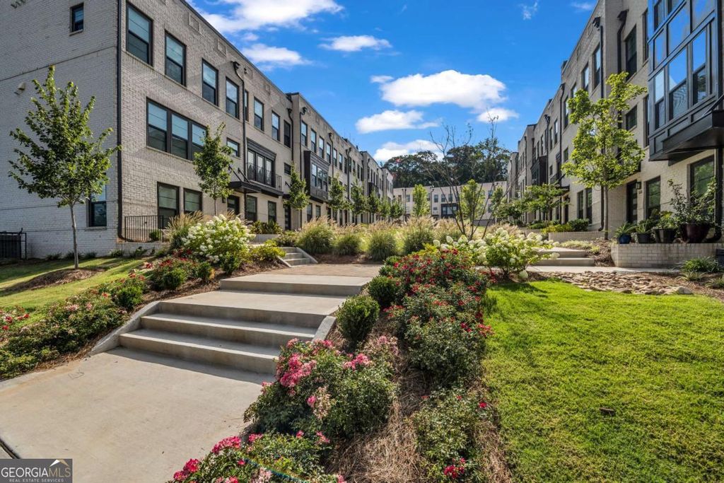 Photo of 552 Ember Lane, Atlanta, GA 30318 (MLS # 10669497)