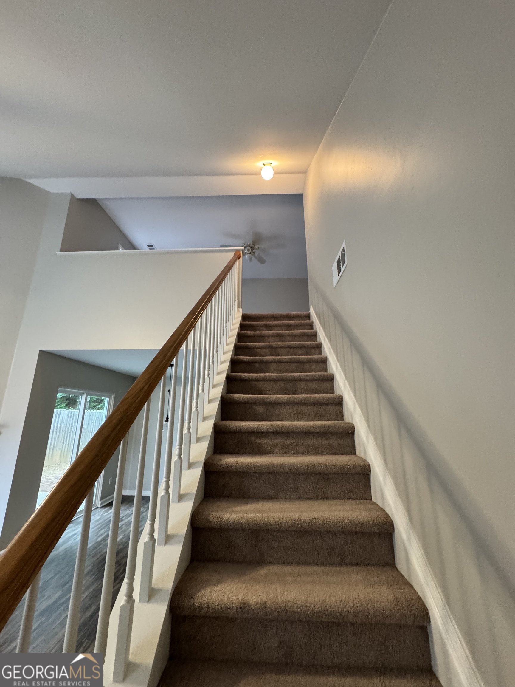 GROVE PARK IN TOWNE LAKE - Residential Lease