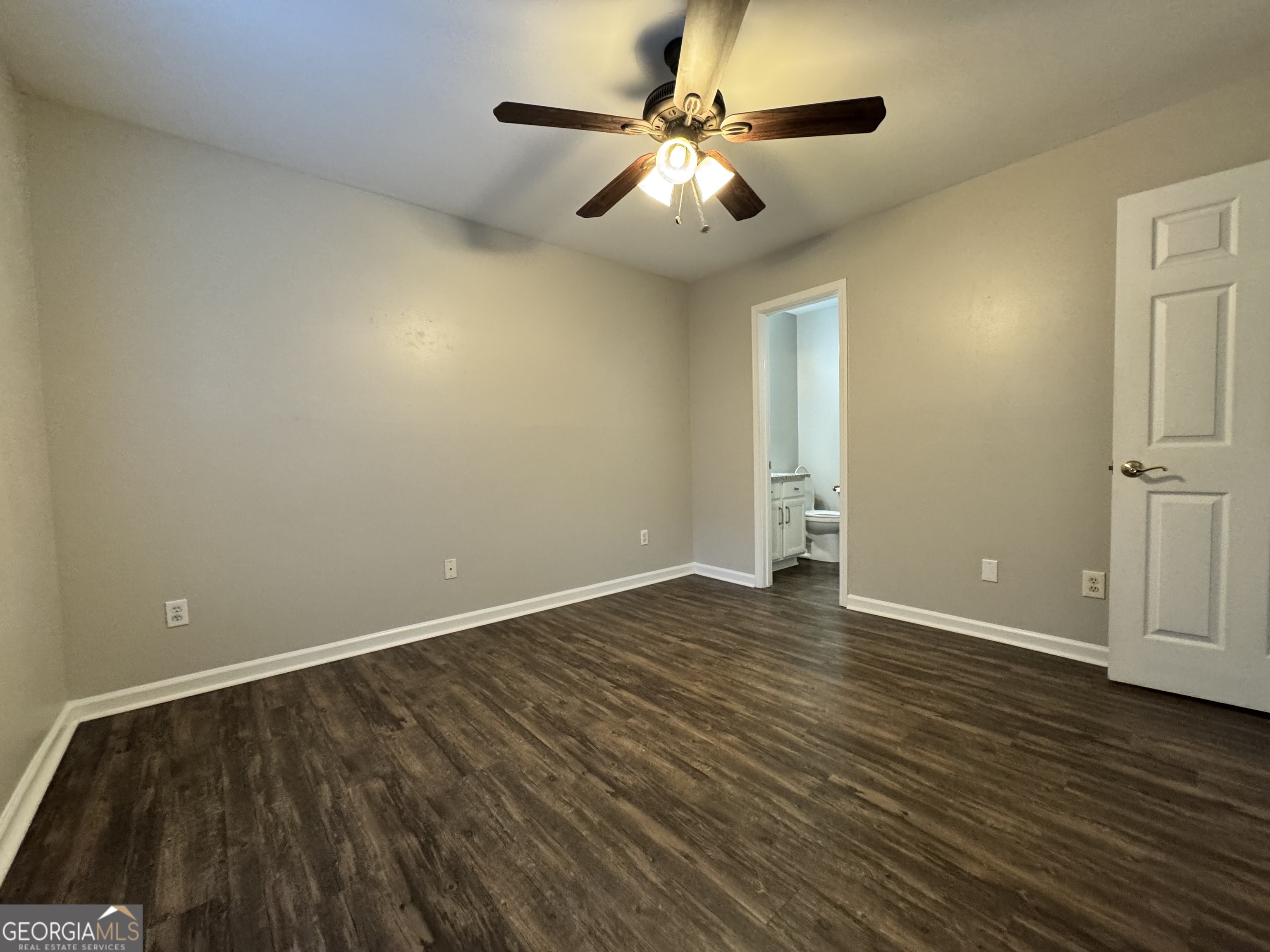 GROVE PARK IN TOWNE LAKE - Residential Lease