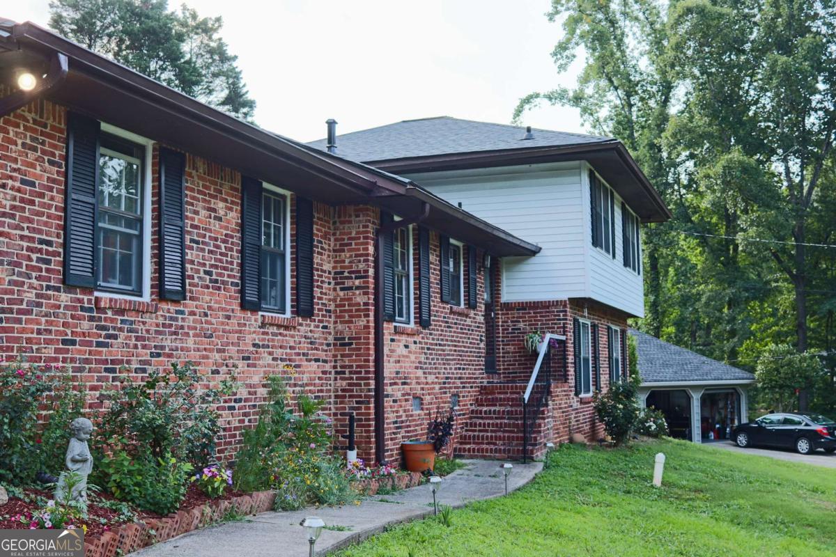 753 Brookwood TER SW