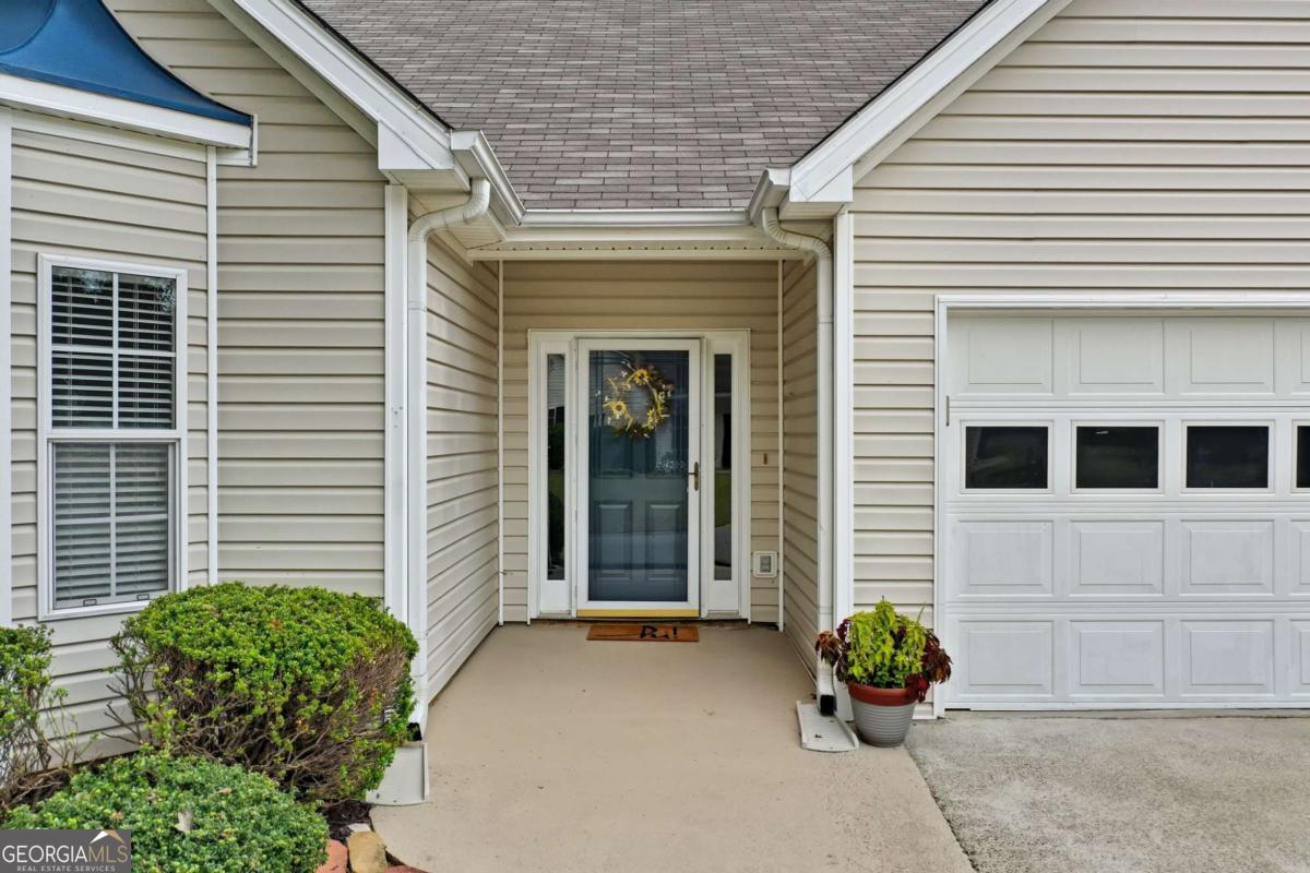 515 Charles DR