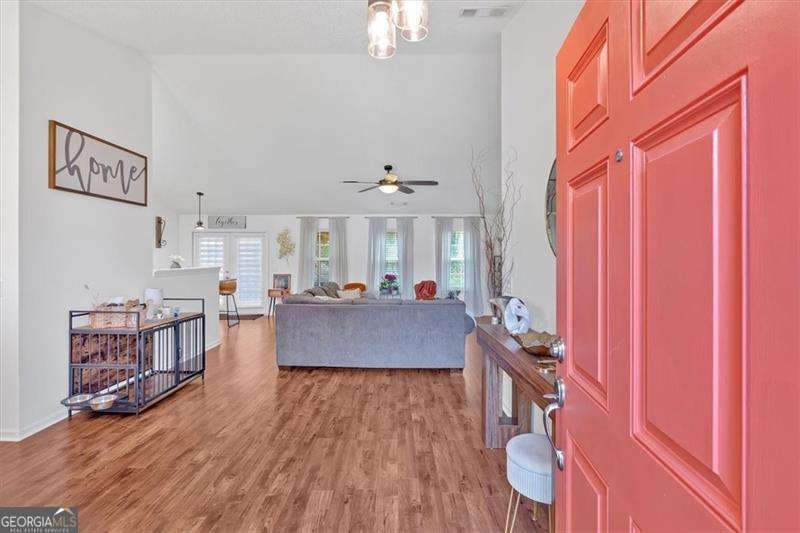 31 Abbey LN NW