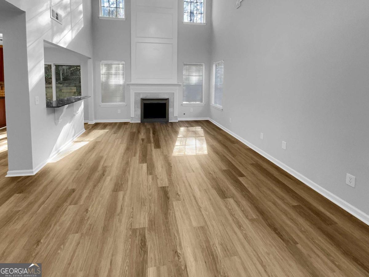 3785 Montrose Pond WALK