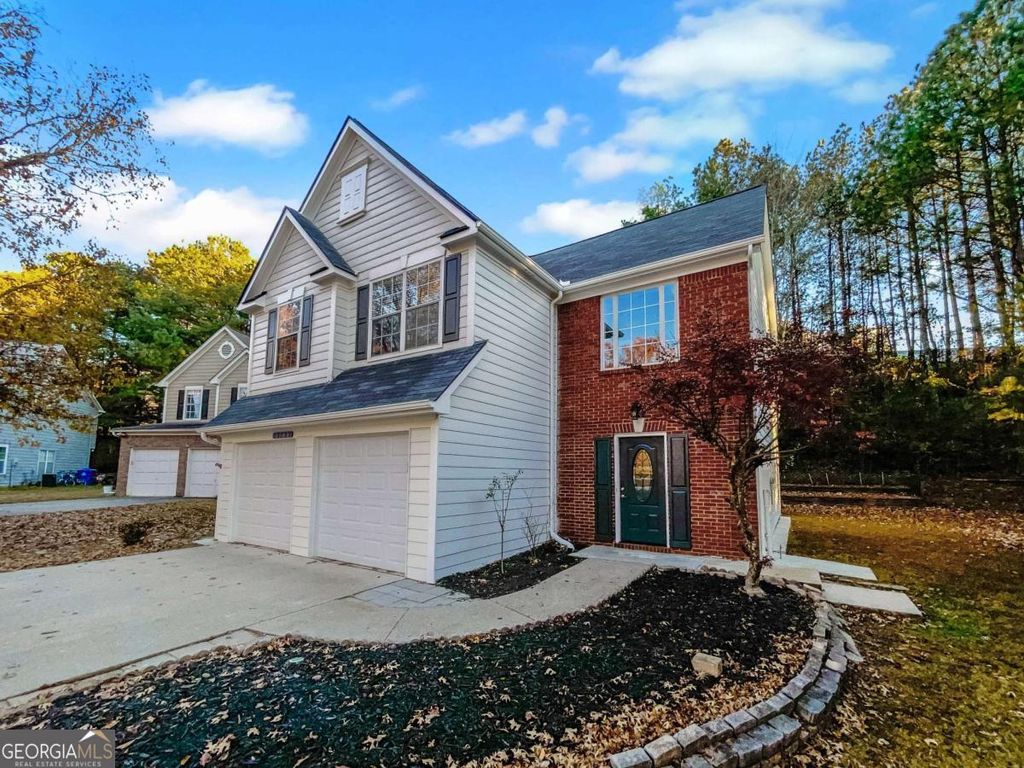 Photo of 3785 Montrose Pond Walk, Duluth, GA 30096 (MLS # 10650223)