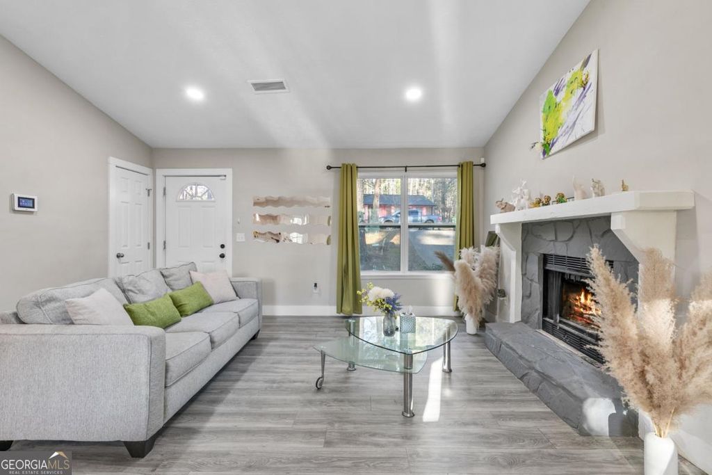 Photo of 494 Plainville Drive SW, Atlanta, GA 30331 (MLS # 10681924)