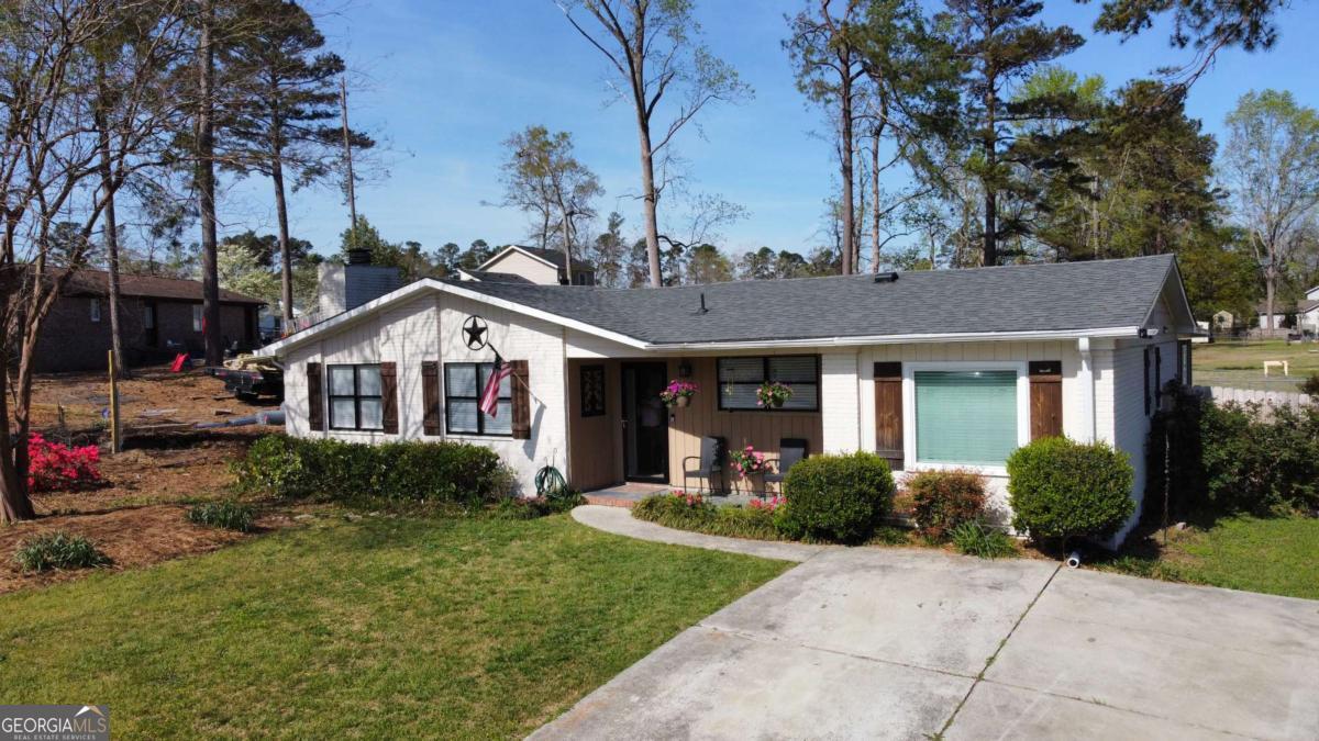 237 Deerfield LN