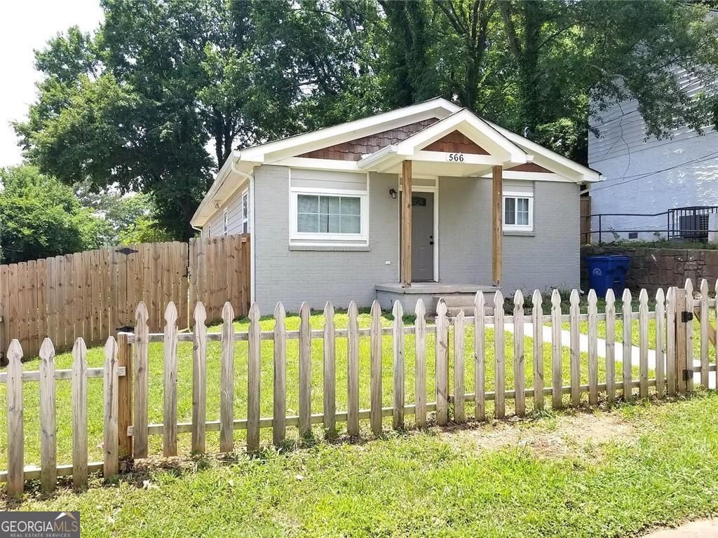 Photo of 566 Rockwell Street SW, Atlanta, GA 30310 (MLS # 10726433)