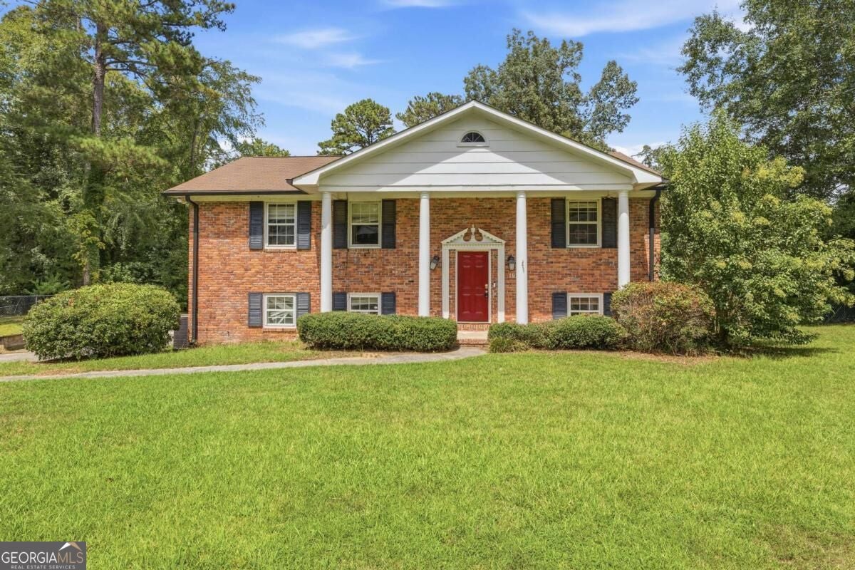 1920 Long Ridge DR