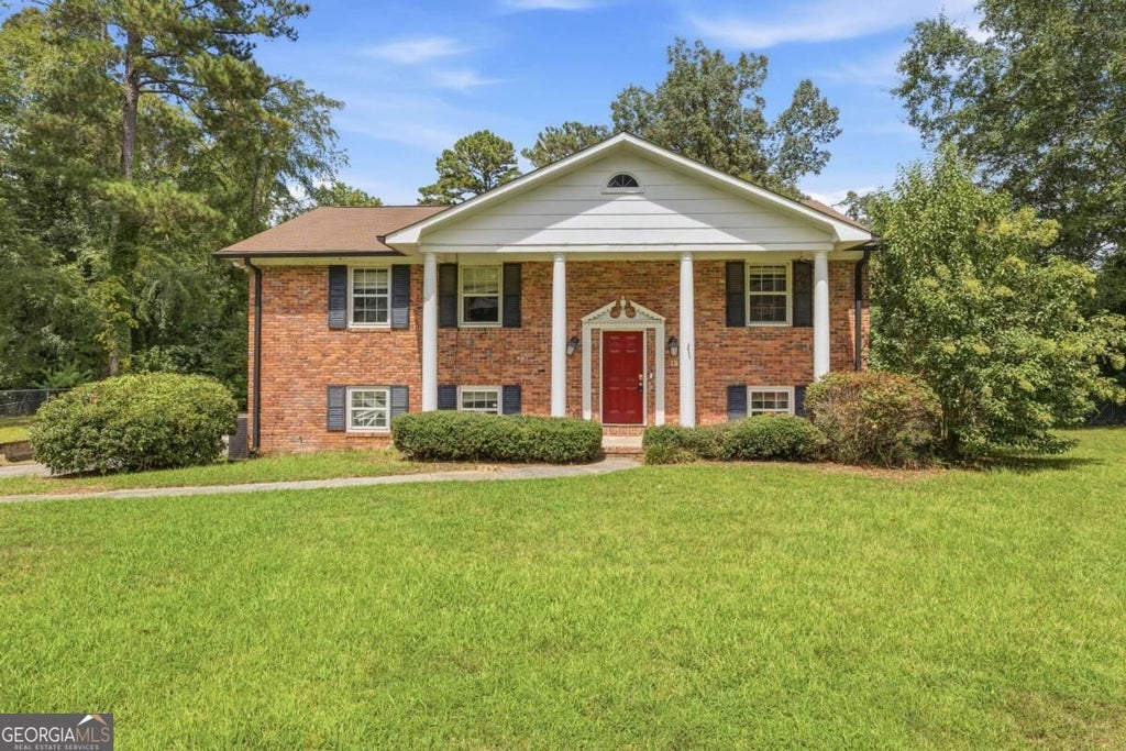 Photo of 1920 Long Ridge Drive, Macon, GA 31211 (MLS # 10841231)