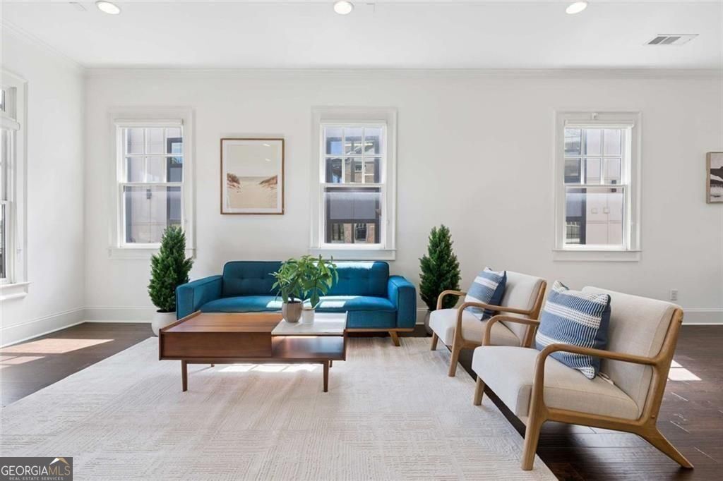 124 Parkside West CT