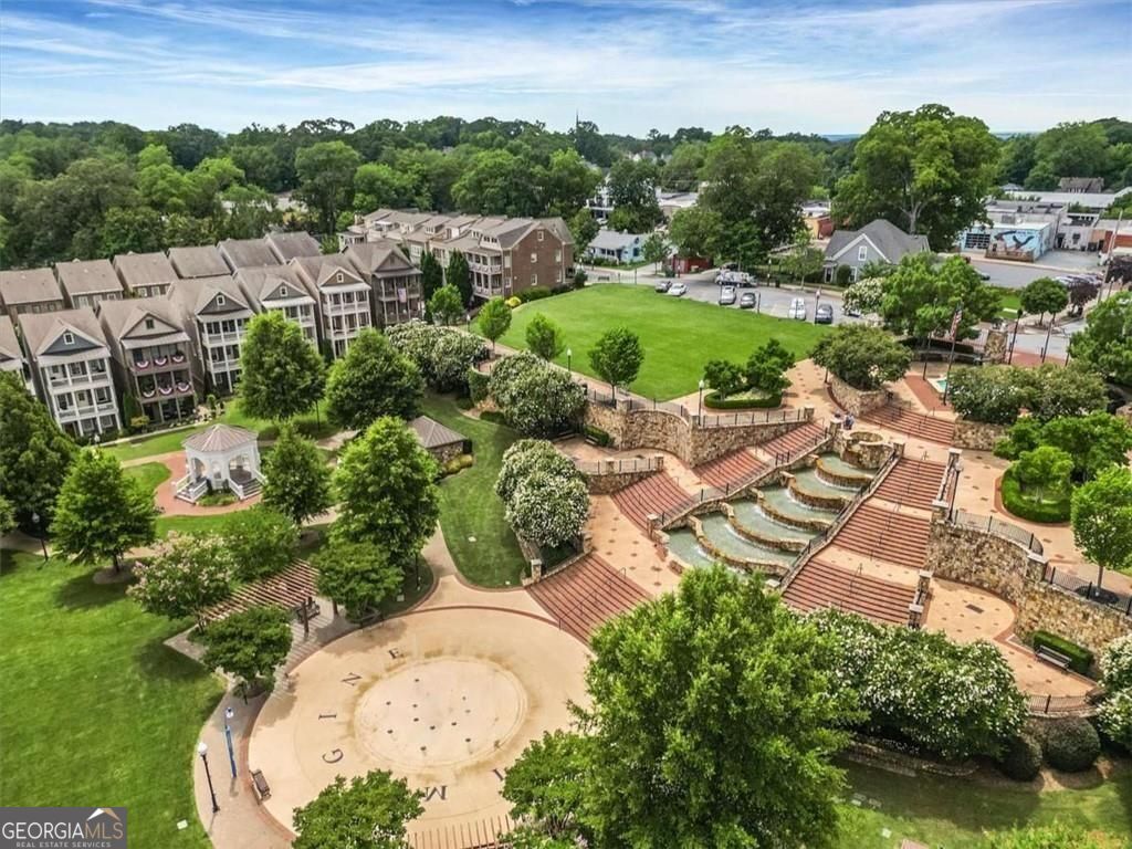 124 Parkside West CT