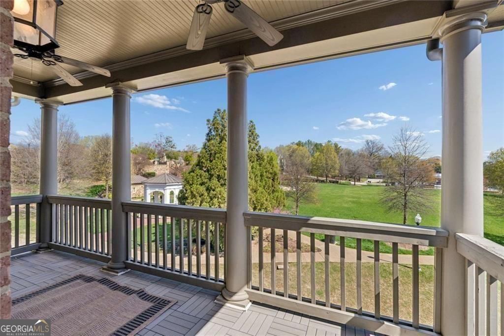 124 Parkside West CT