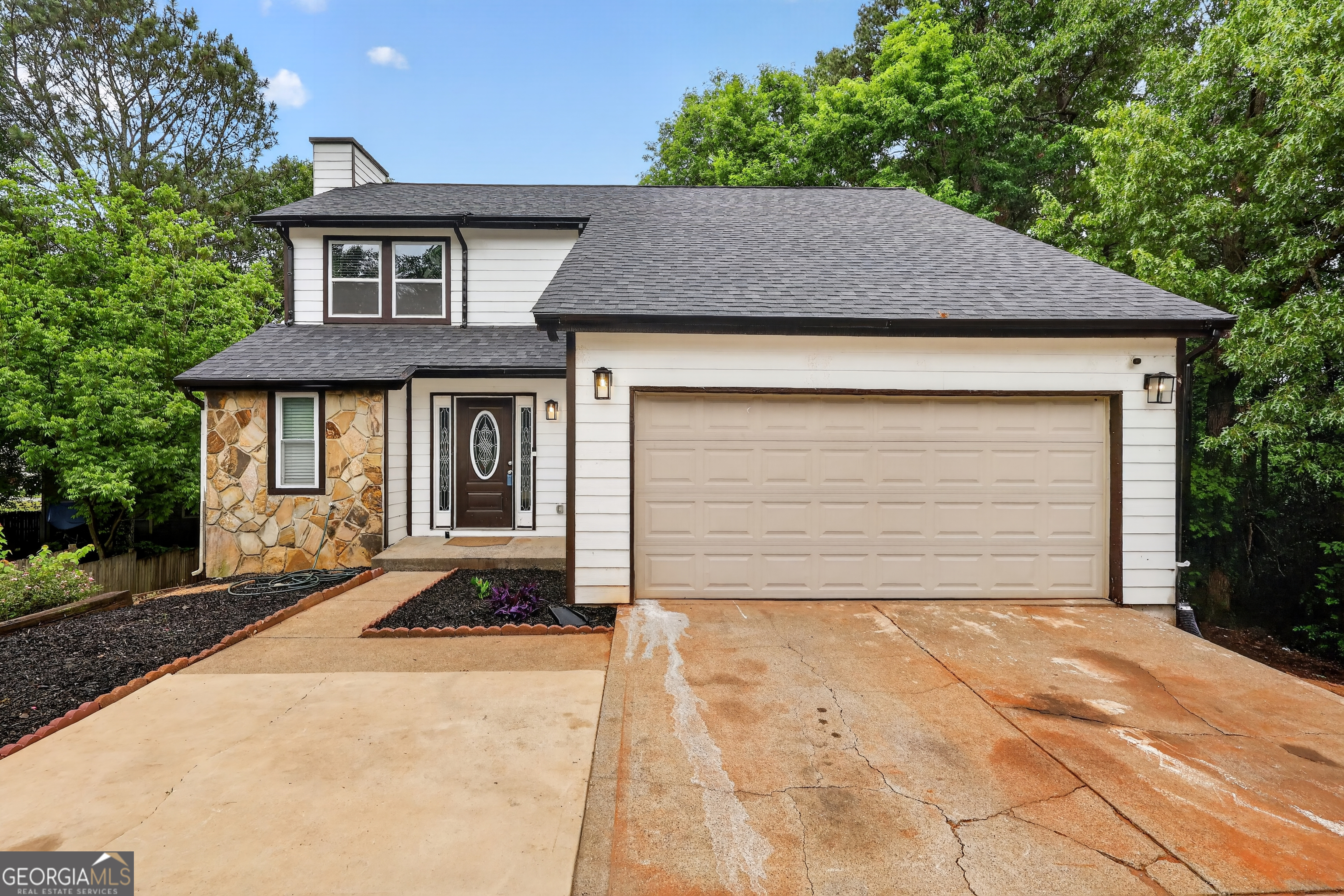 1204 Empire CIR