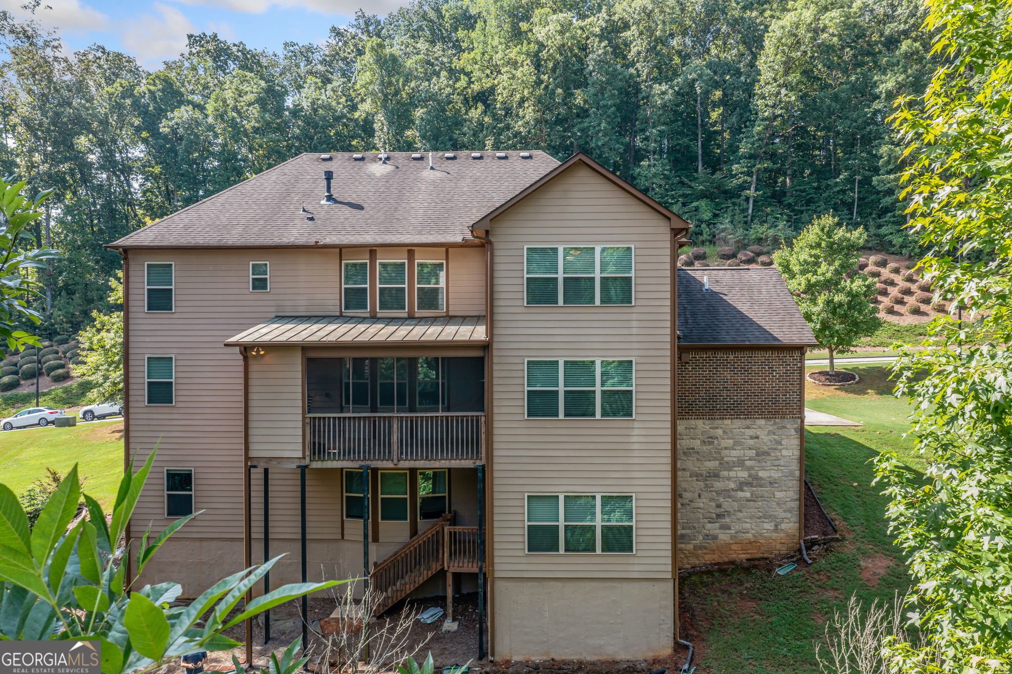 4448 Sterling Pointe DR NW