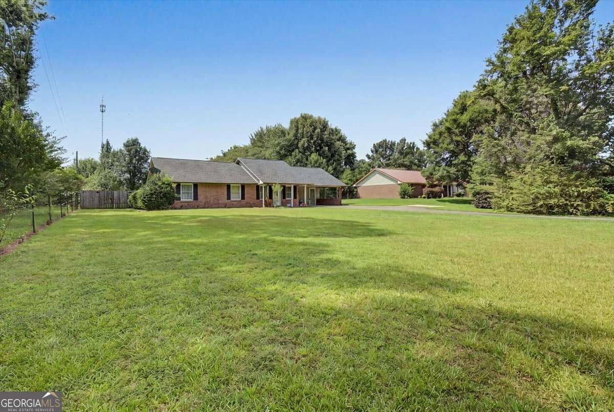 1158 Fairview RD NW