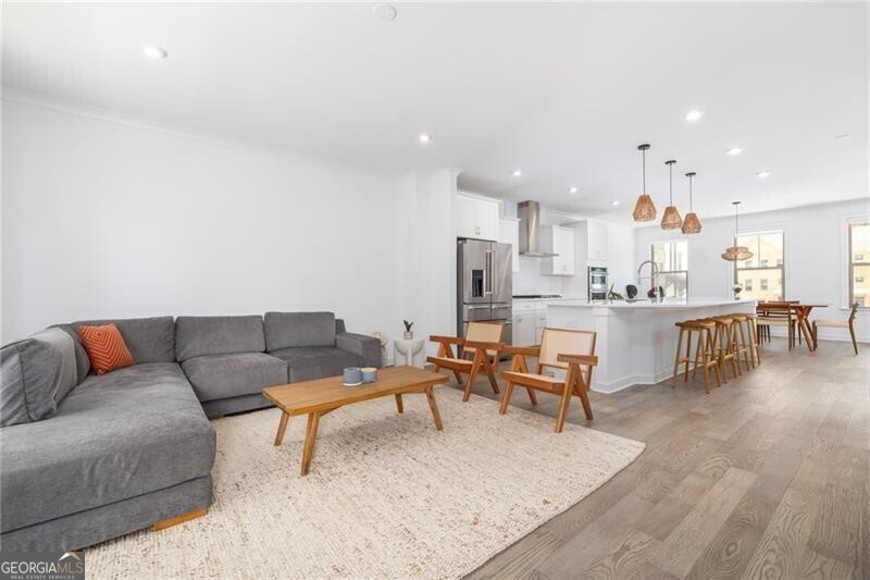 Decatur, Georgia 30033, United States, 4 Bedrooms Bedrooms, ,4 BathroomsBathrooms,Residential,Active,12964