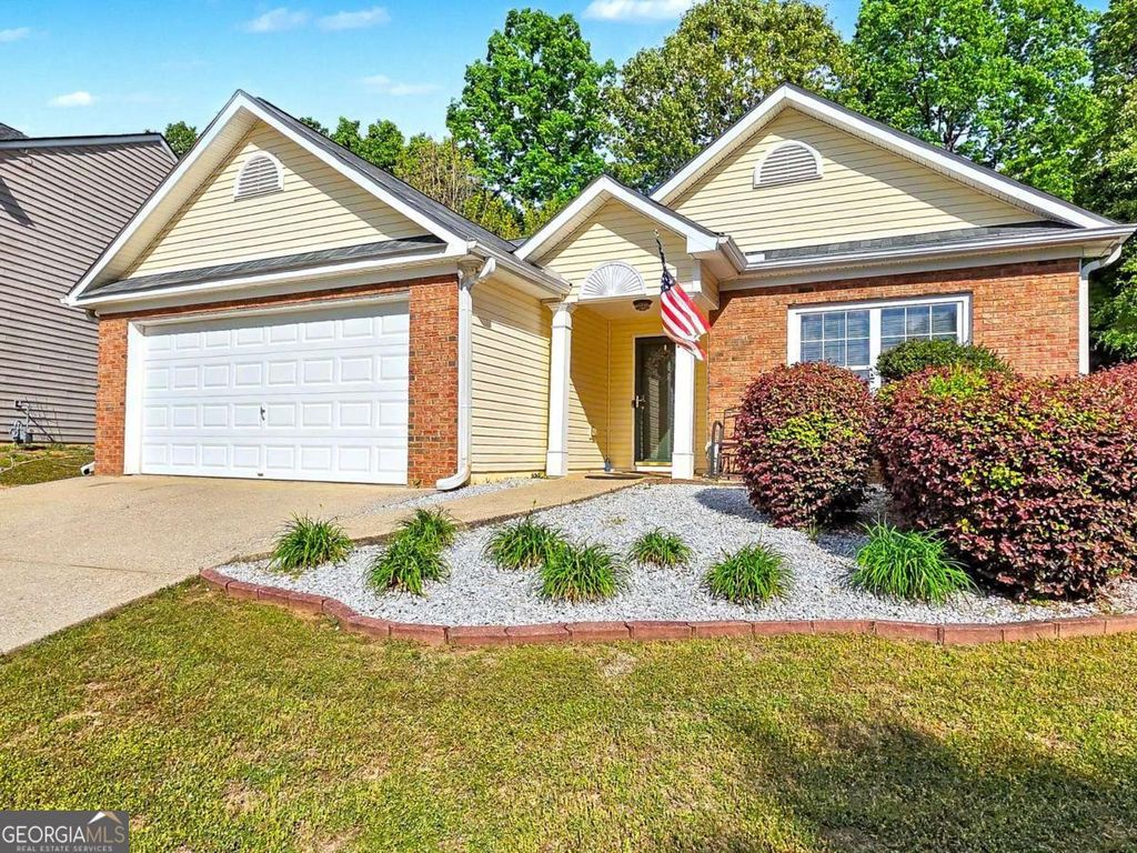 Photo of 209 Diamond Valley Pass, Canton, GA 30114 (MLS # 10737687)